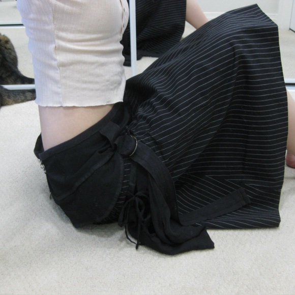[SOLD] goth midi skirt ♡ - Picture 3 of 11